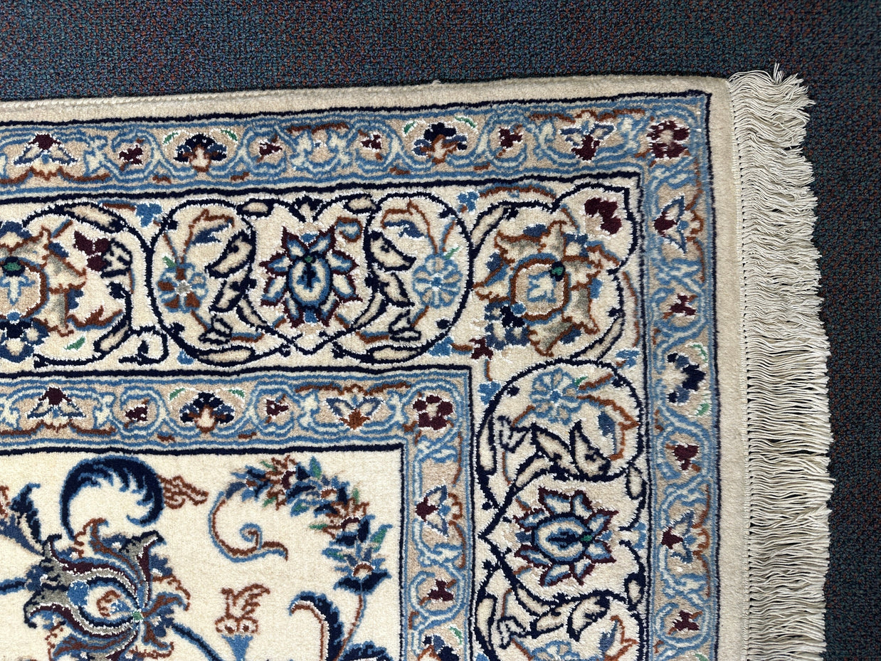 Nain Rug - 300 cm x 193 cm