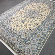 Nain Rug - 303 cm x 203 cm