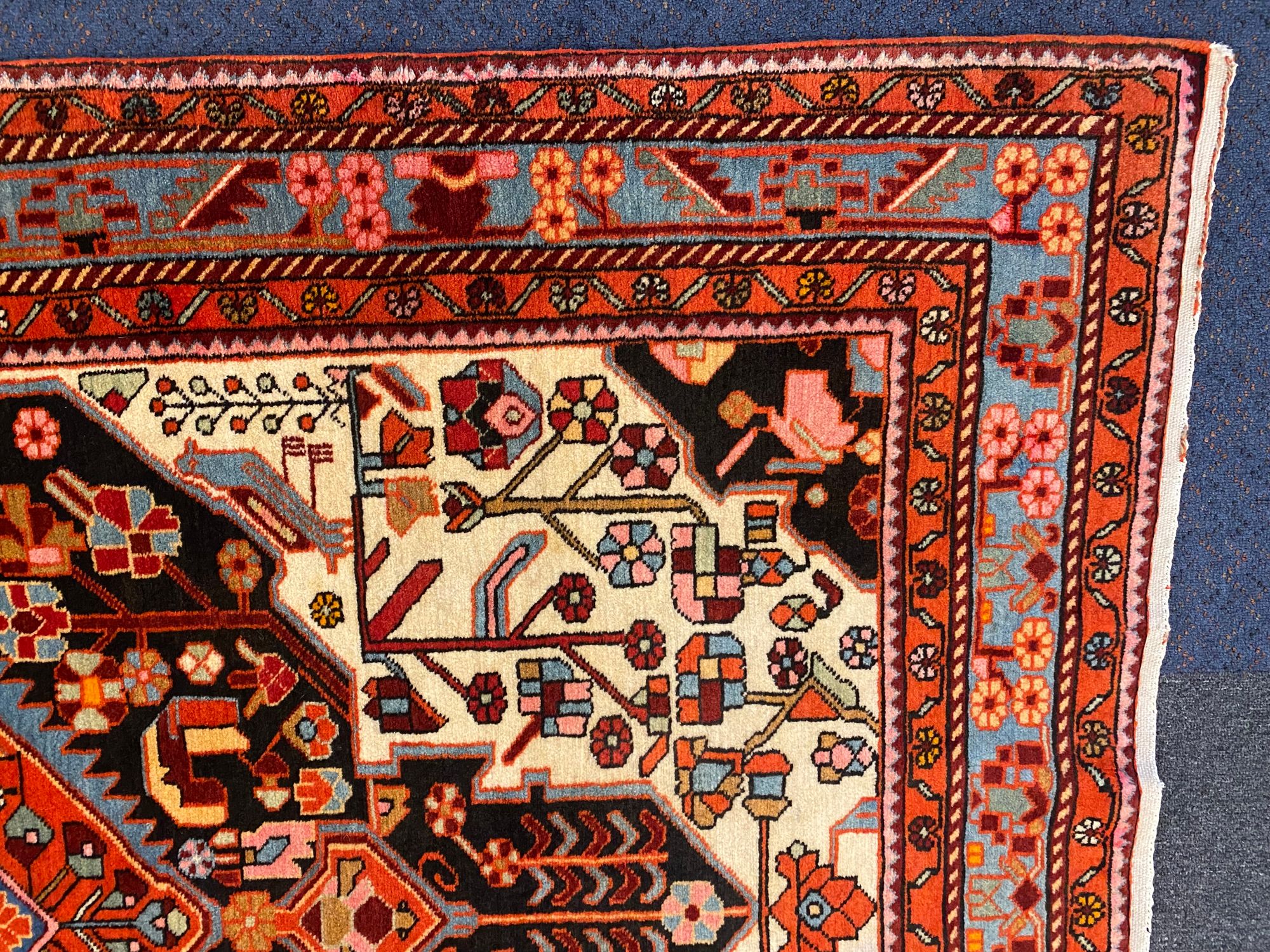 Nahavand Rug - 232 cm x 148 cm