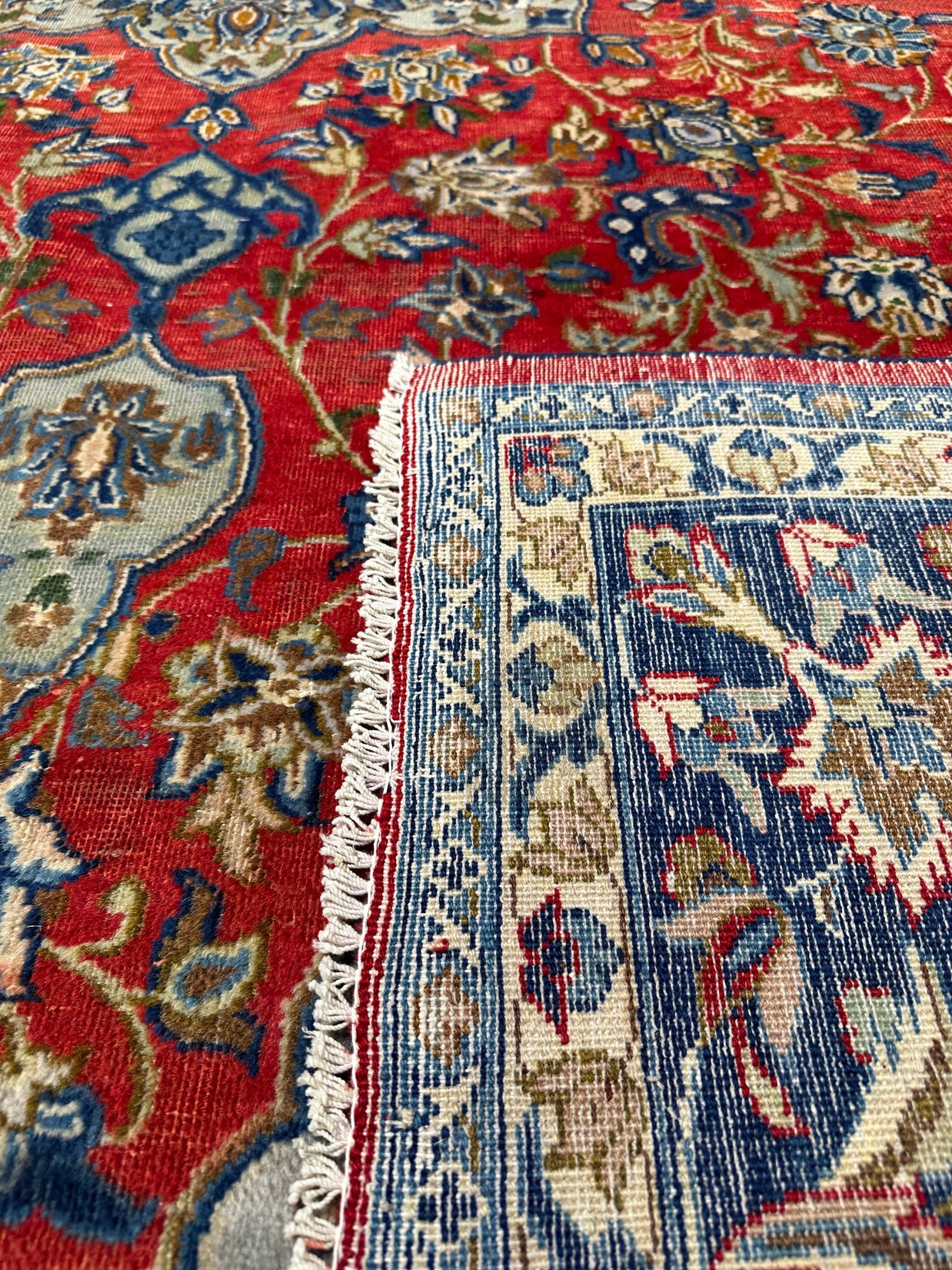 Isfahan Rug (Vintage/Antique) - 325 cm x 211 cm