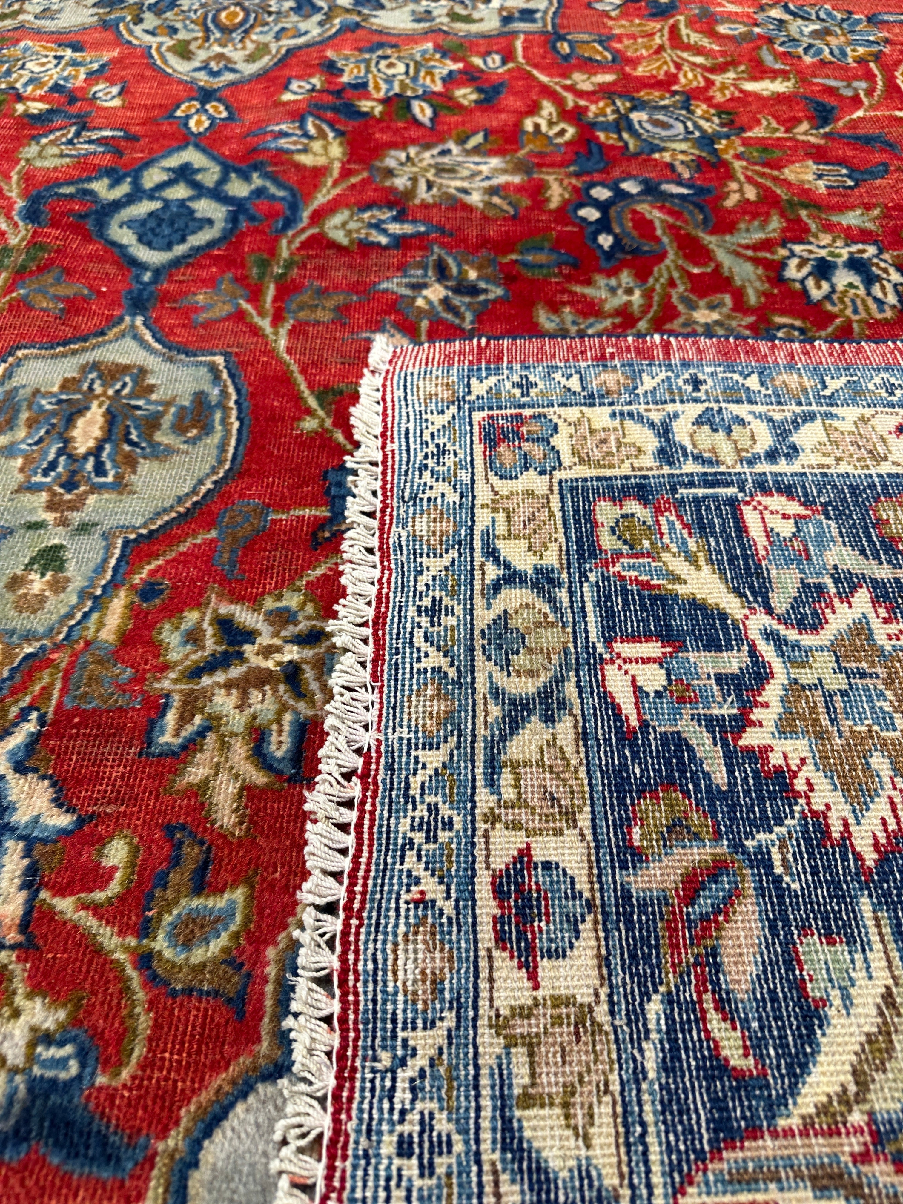 Isfahan Rug (Vintage/Antique) - 325 cm x 211 cm