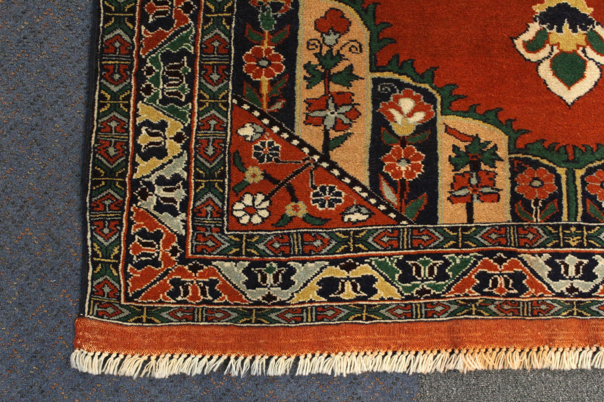 Usmani Rug - 190 cm x 130 cm