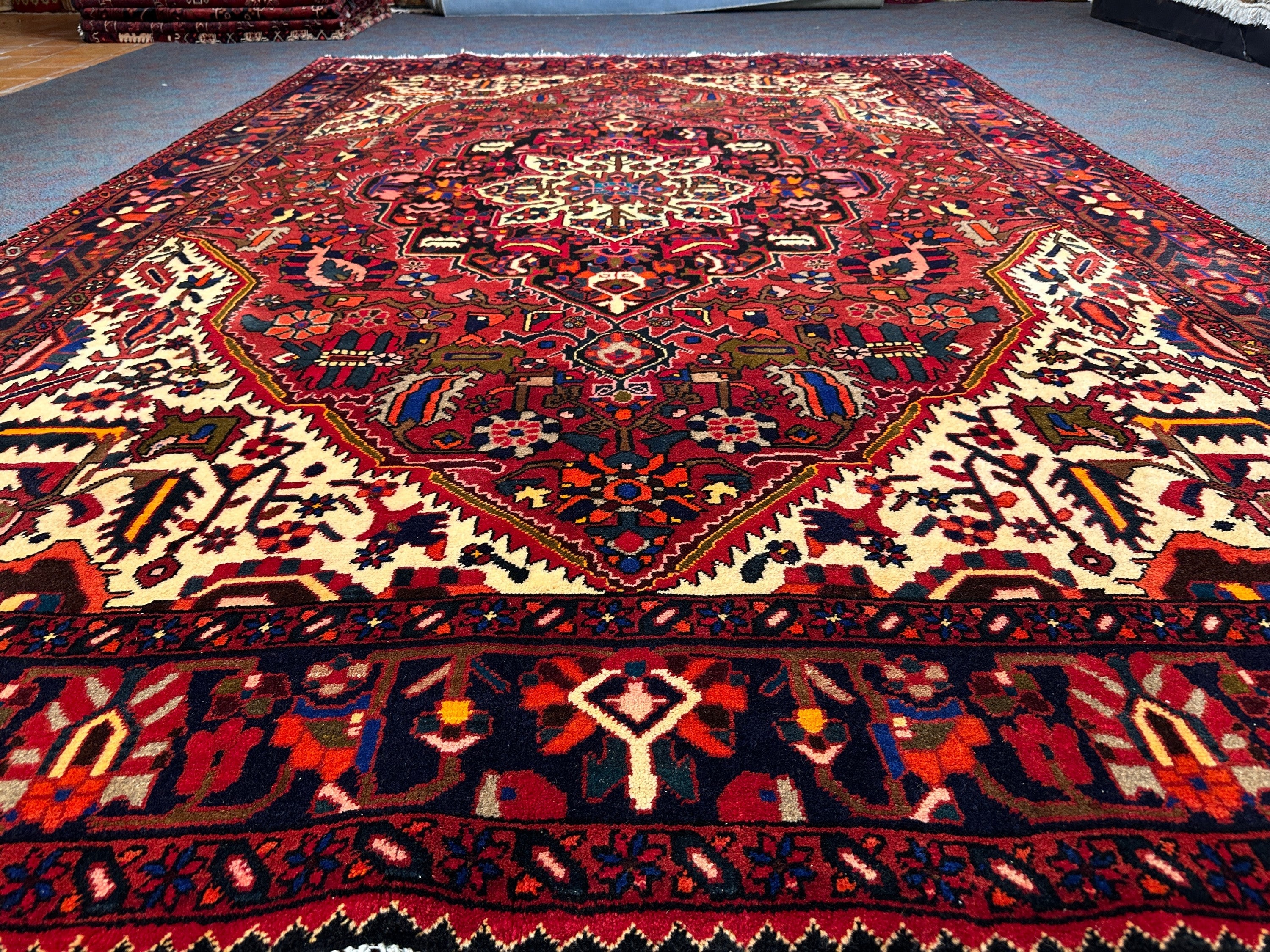 Bakhtiari Rug - 300 cm x 205 cm