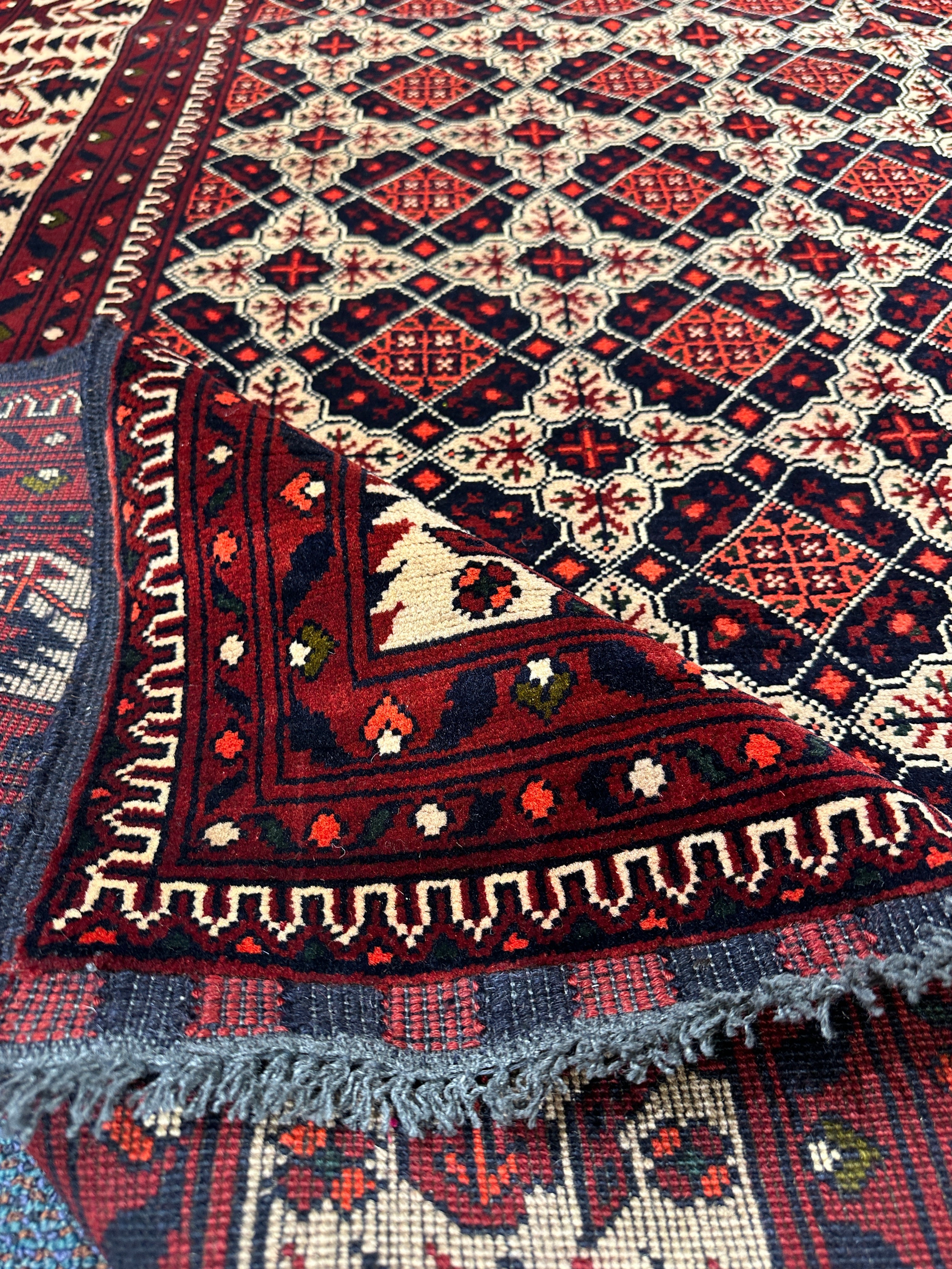Kunduz Rug - 283 cm x 200 cm