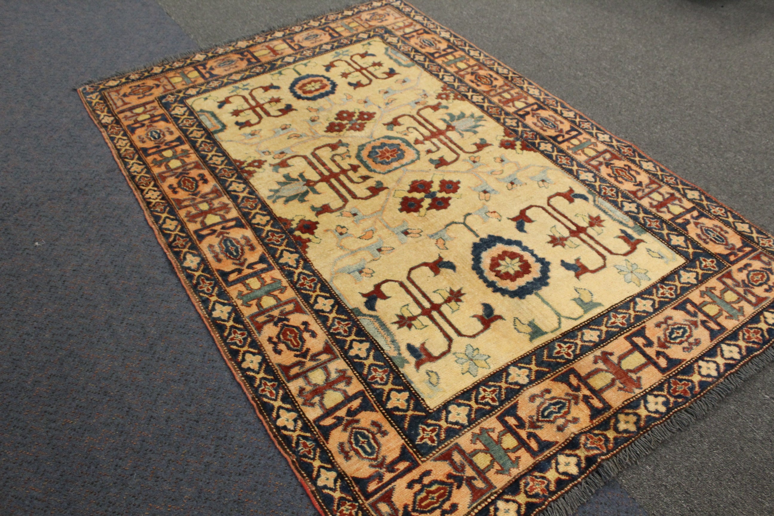 Kazak Rug - 178 cm x 116 cm