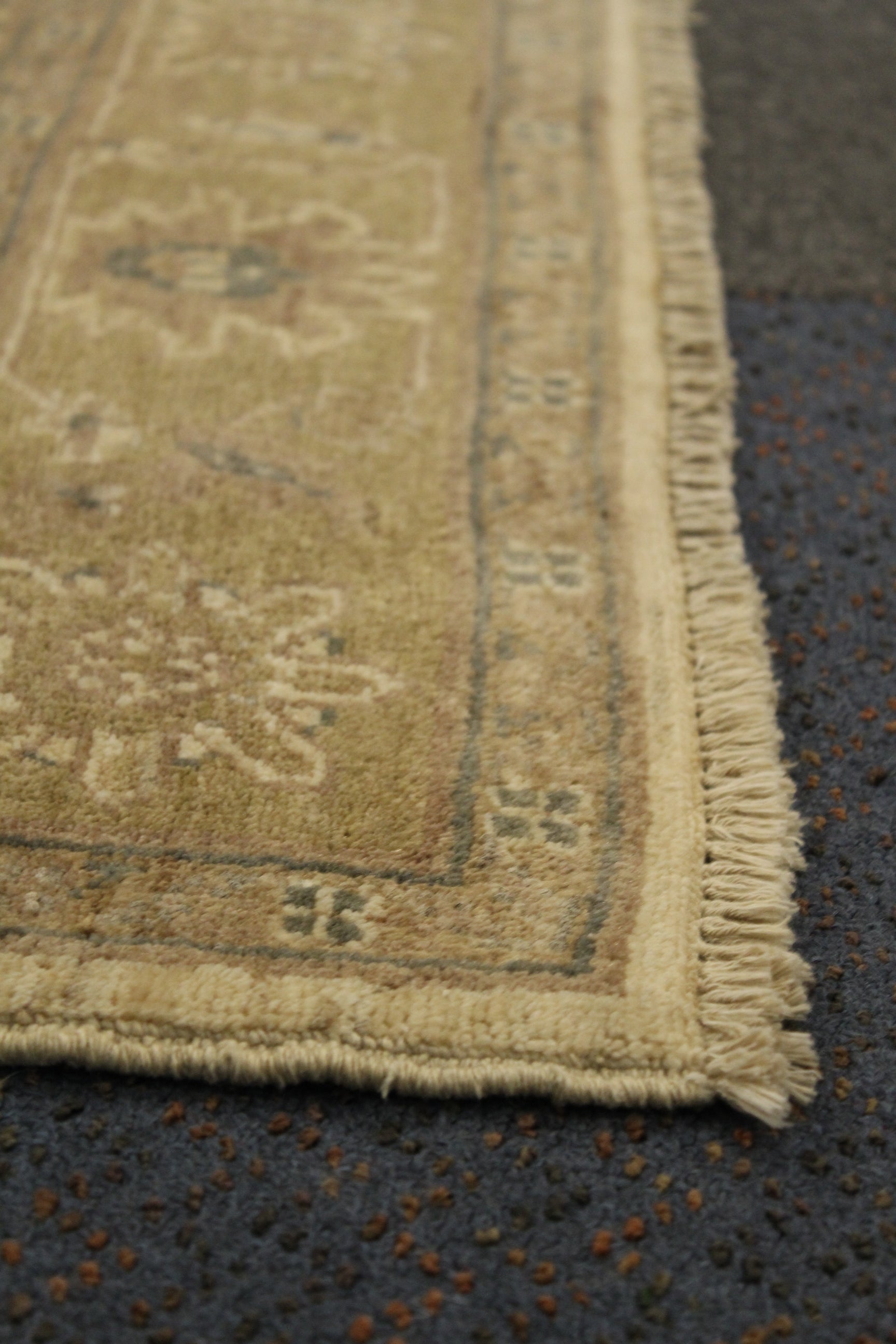 Chobi Rug - 198 cm x 120 cm