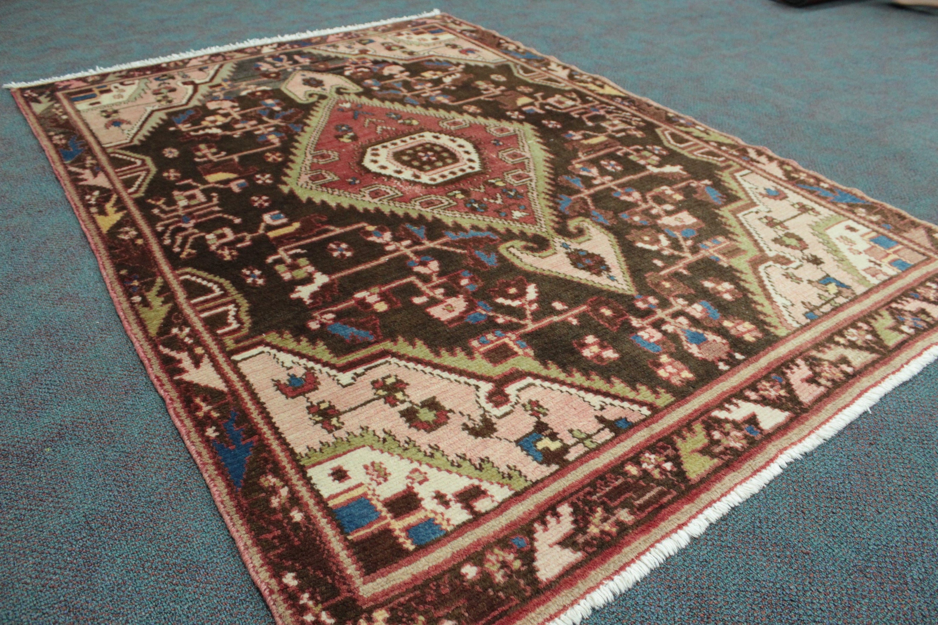 Sirjan Rug - 200 cm x 147 cm