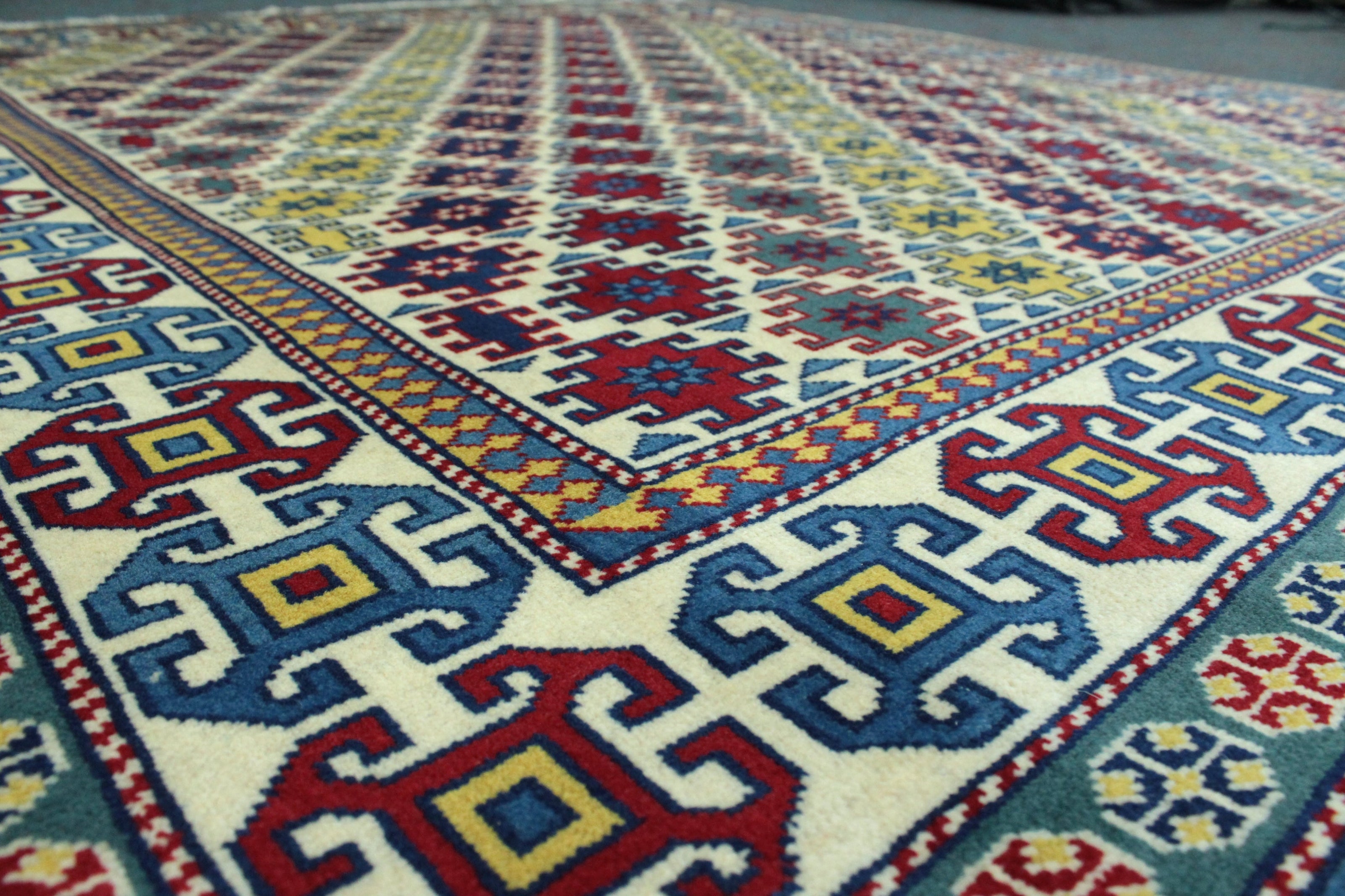 Shirvan Rug - 180 cm x 161 cm