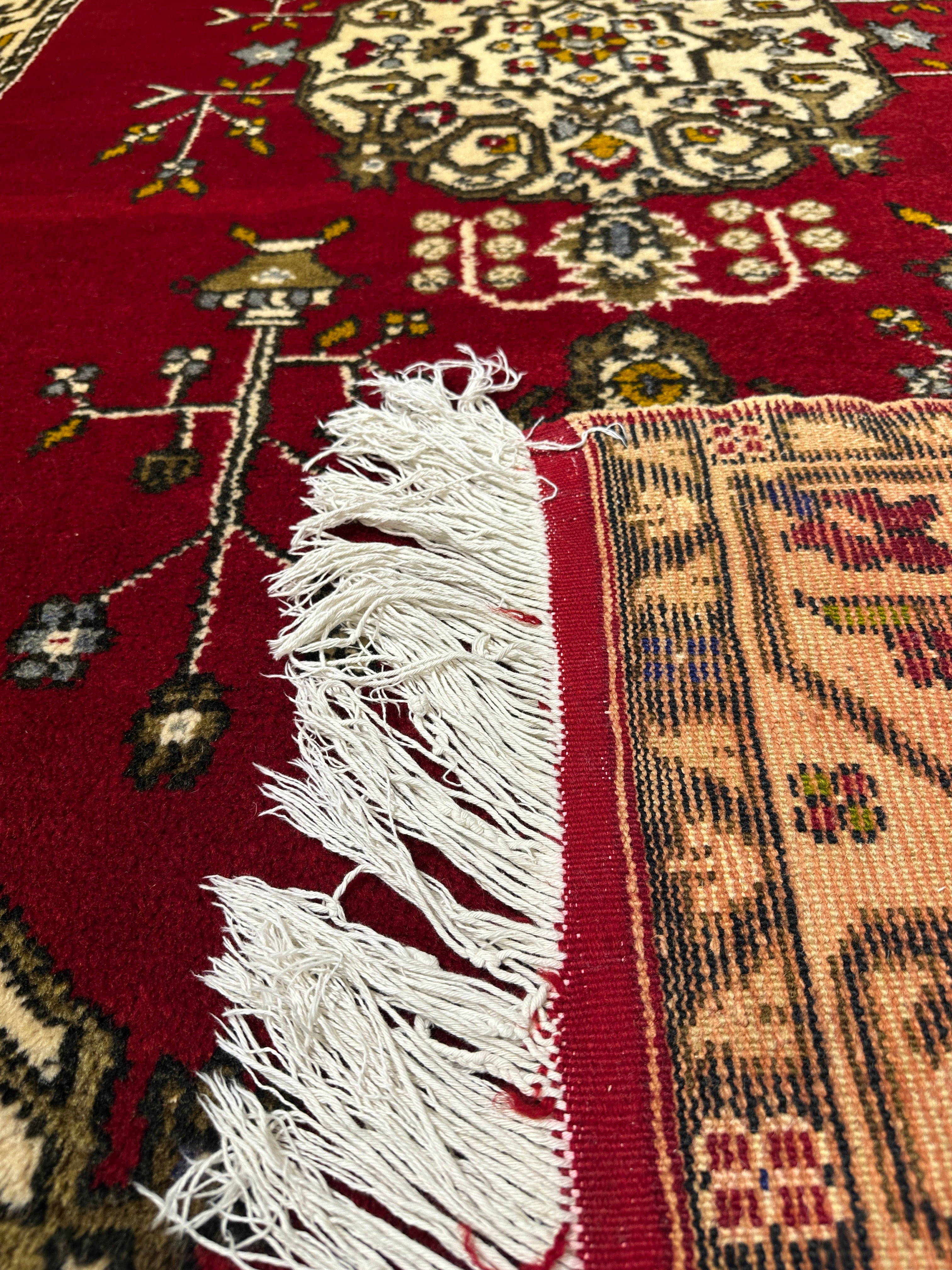 Turkish Rug - 277 cm x 152 cm