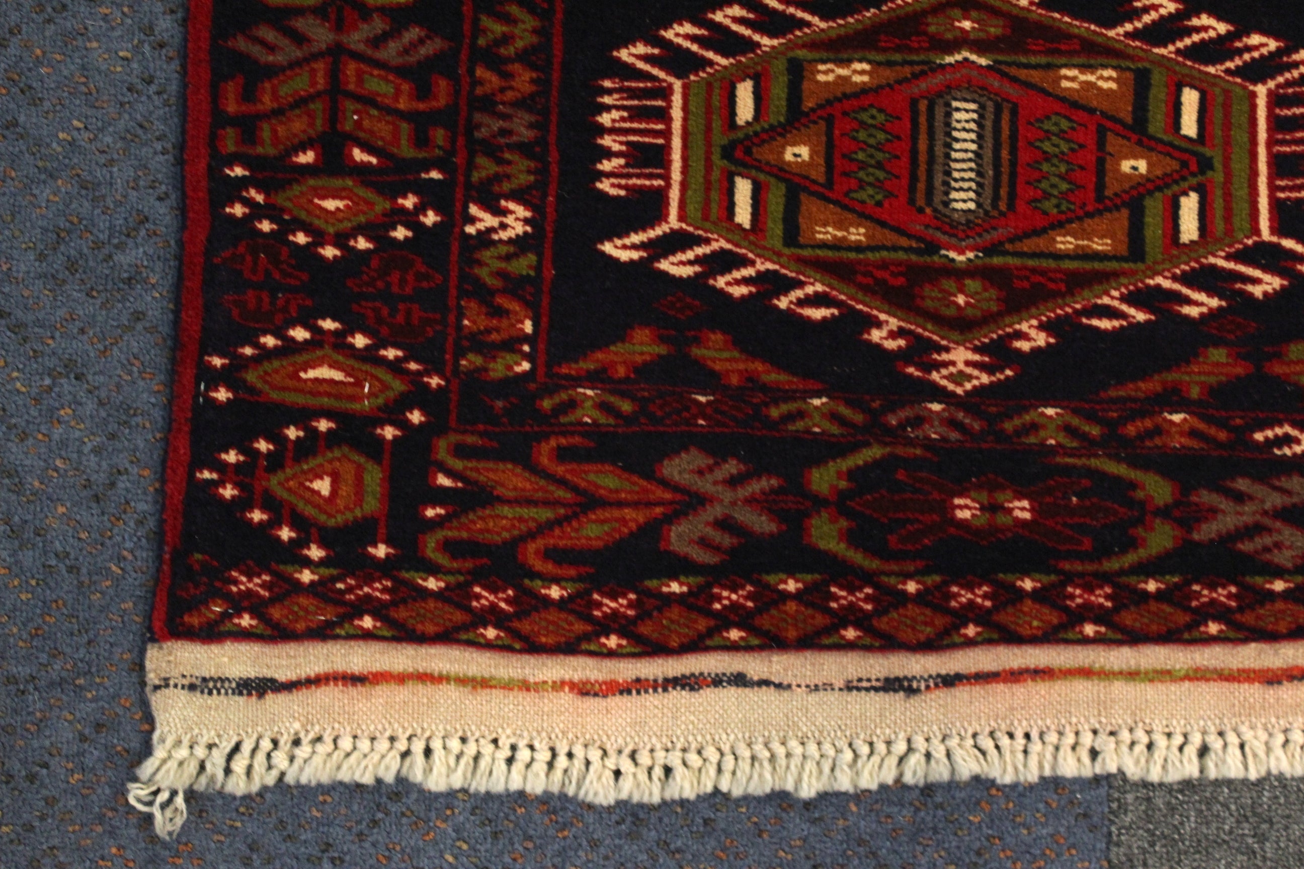 Usmani Rug - 187 cm x 119 cm