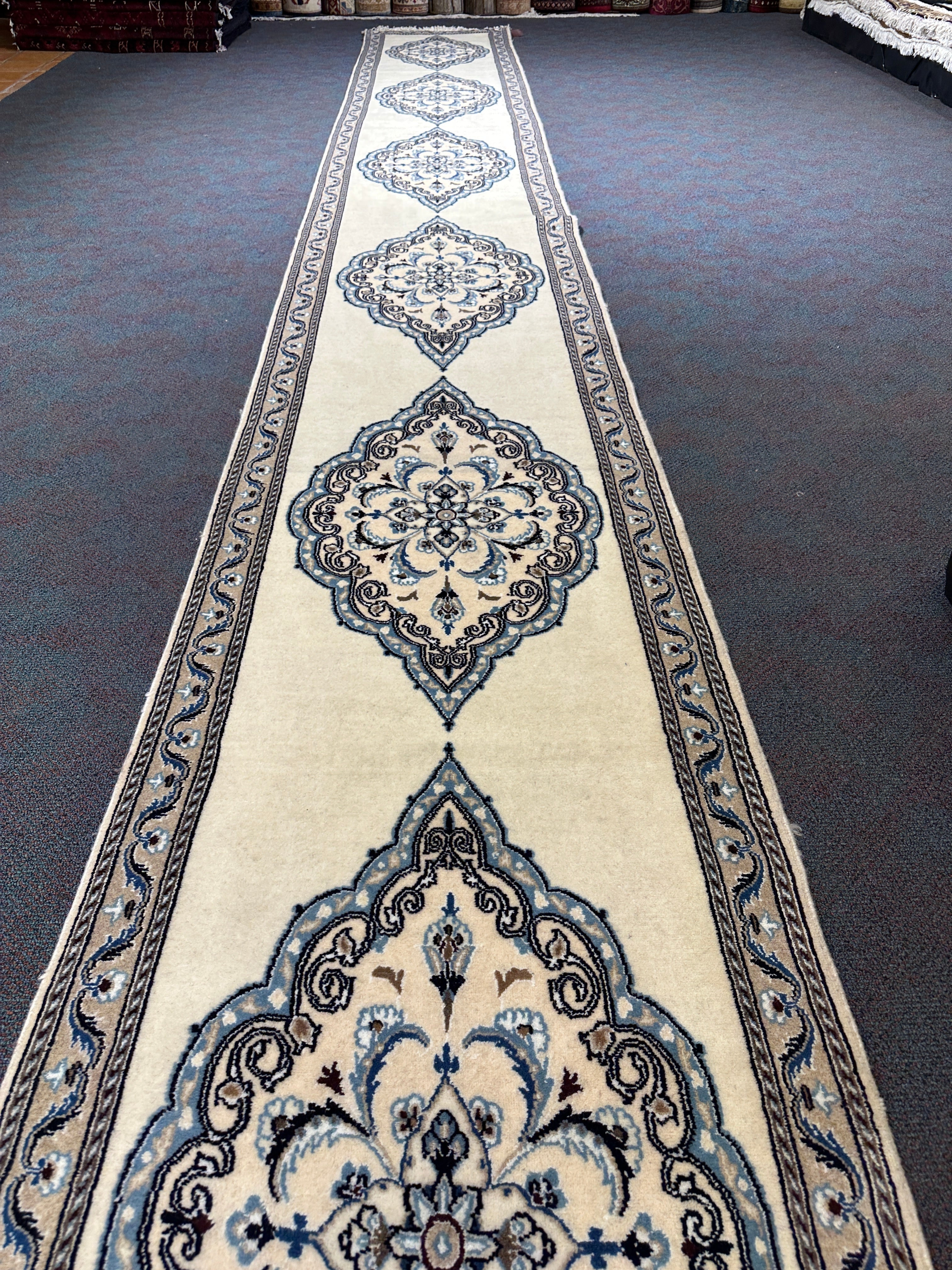 Nain Runner - 620 cm x 76 cm