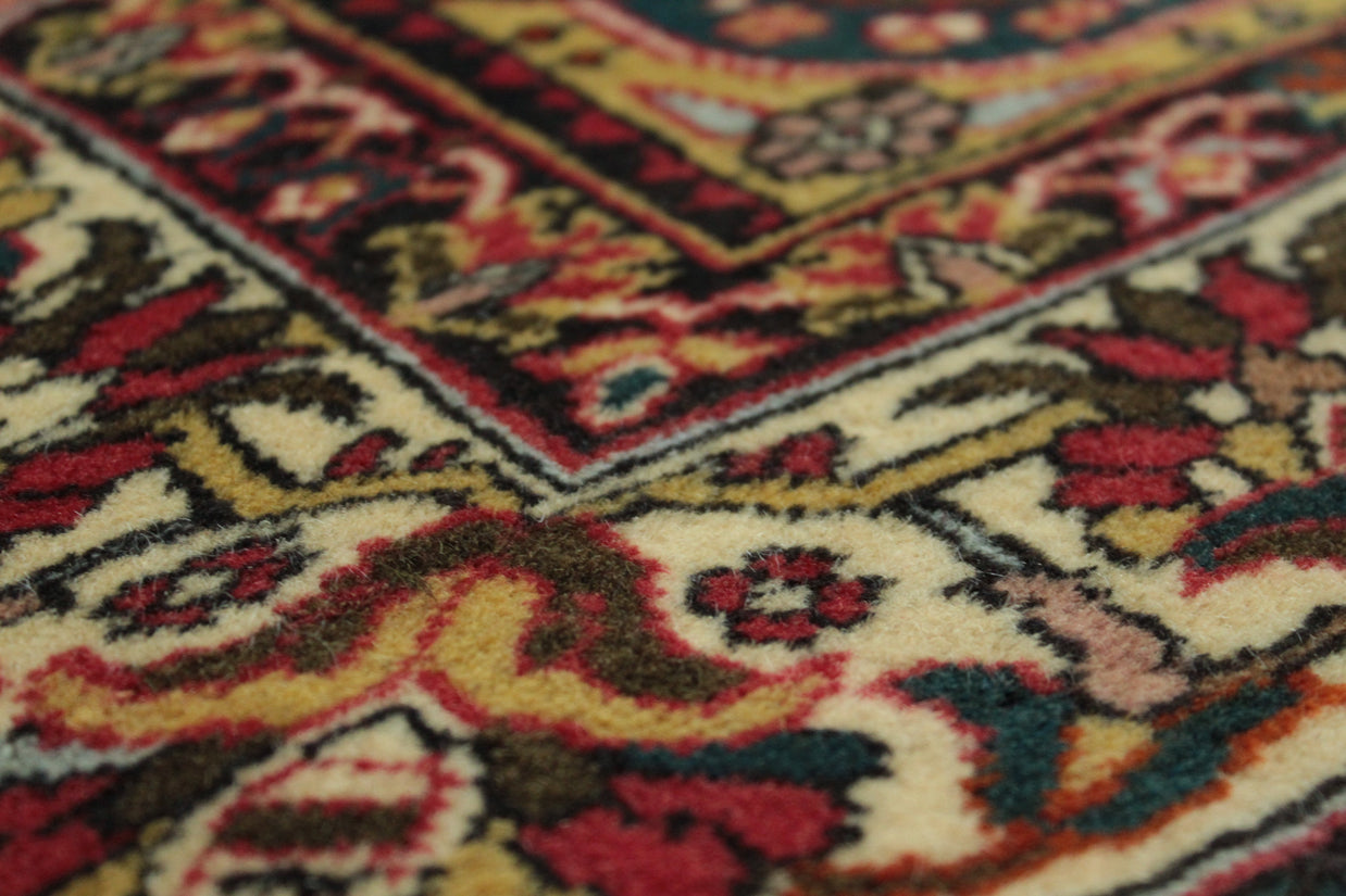 Usmani Rug - 190 cm x 136 cm