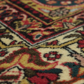 Usmani Rug - 190 cm x 136 cm