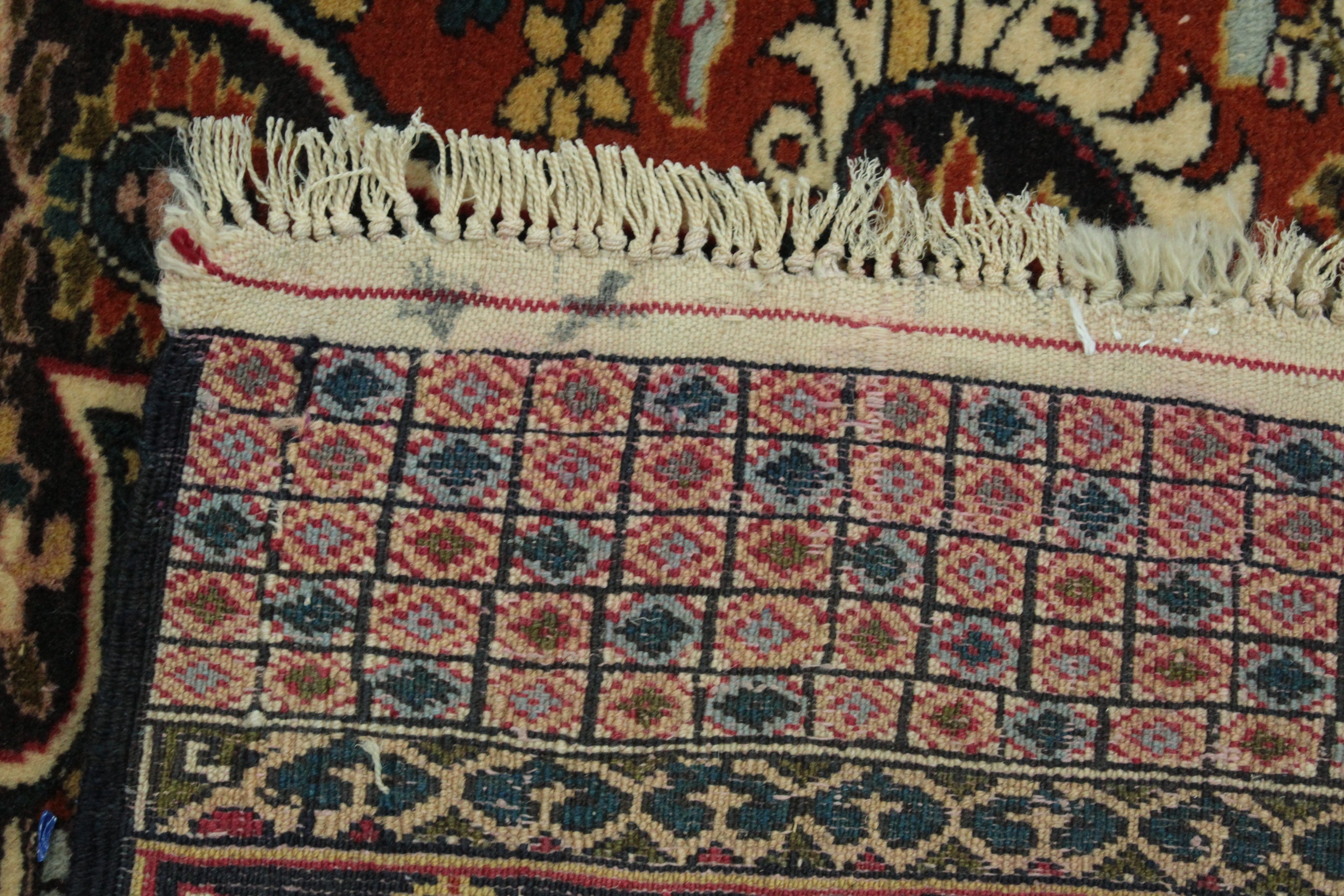 Usmani Rug - 190 cm x 136 cm
