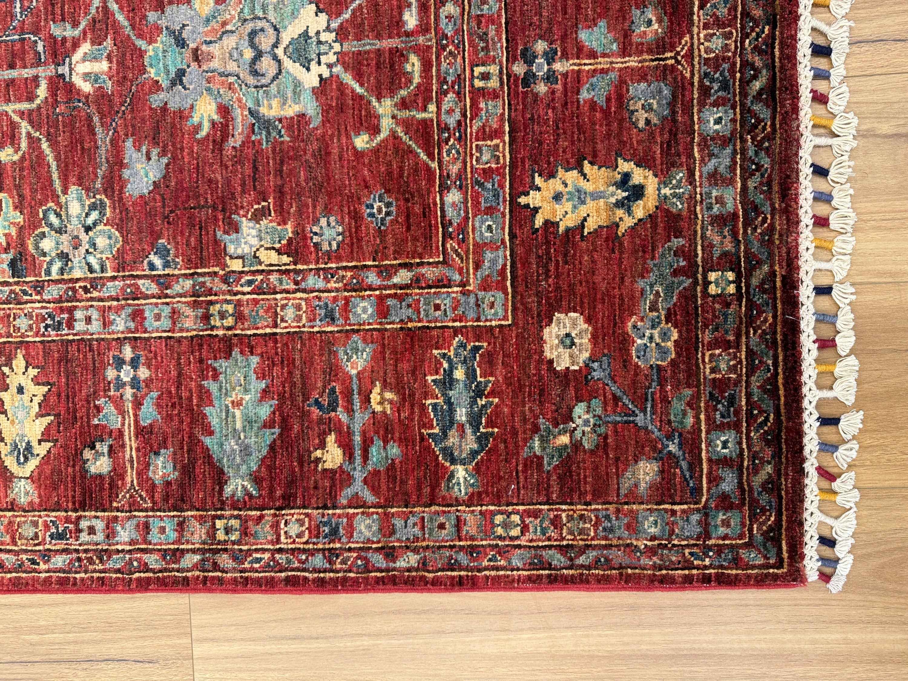 Sultani Rug - 238 cm x 172 cm