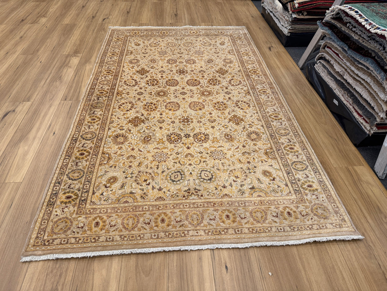 Ziegler Rug - 255 cm x 154 cm
