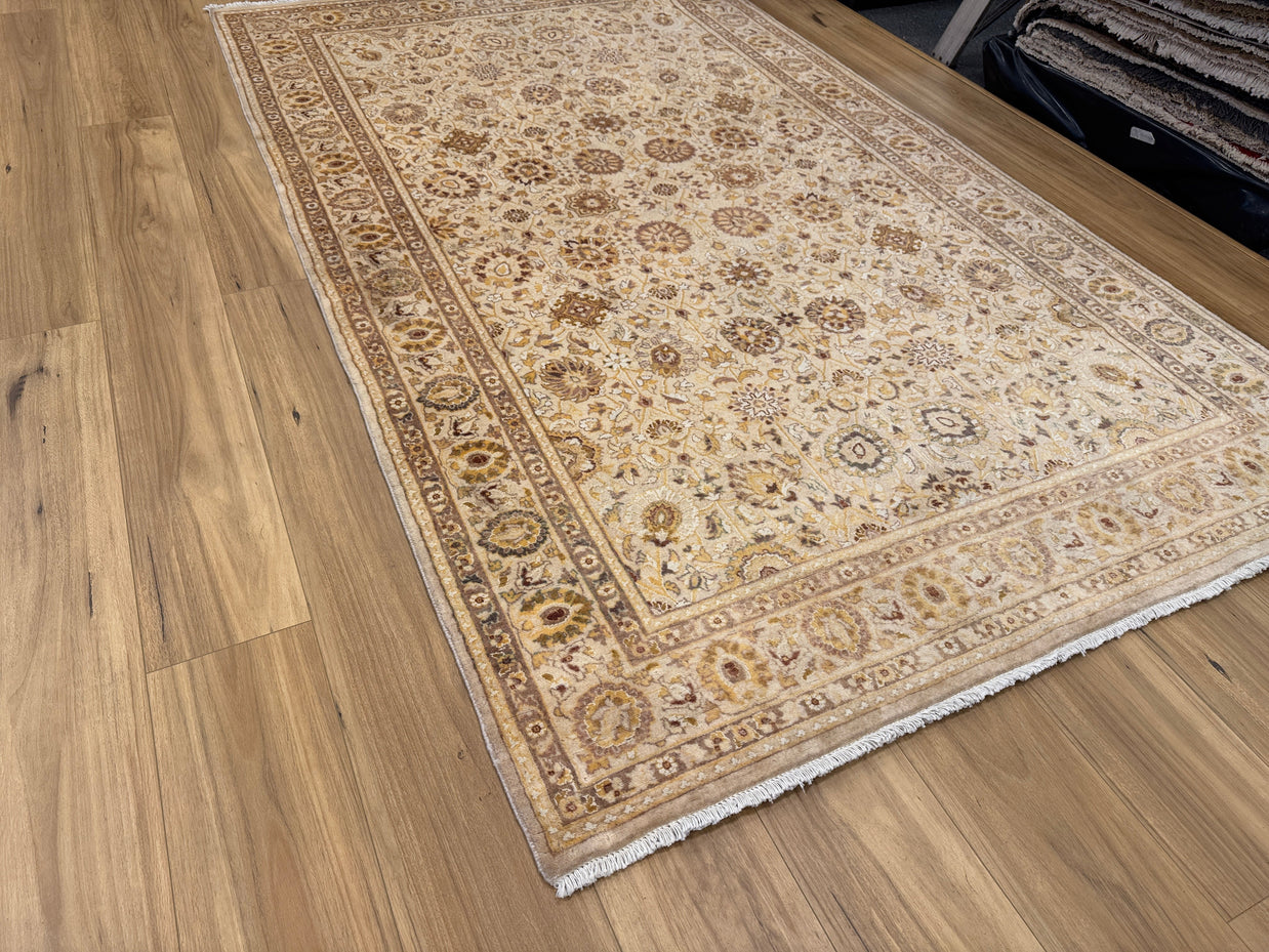 Ziegler Rug - 255 cm x 154 cm