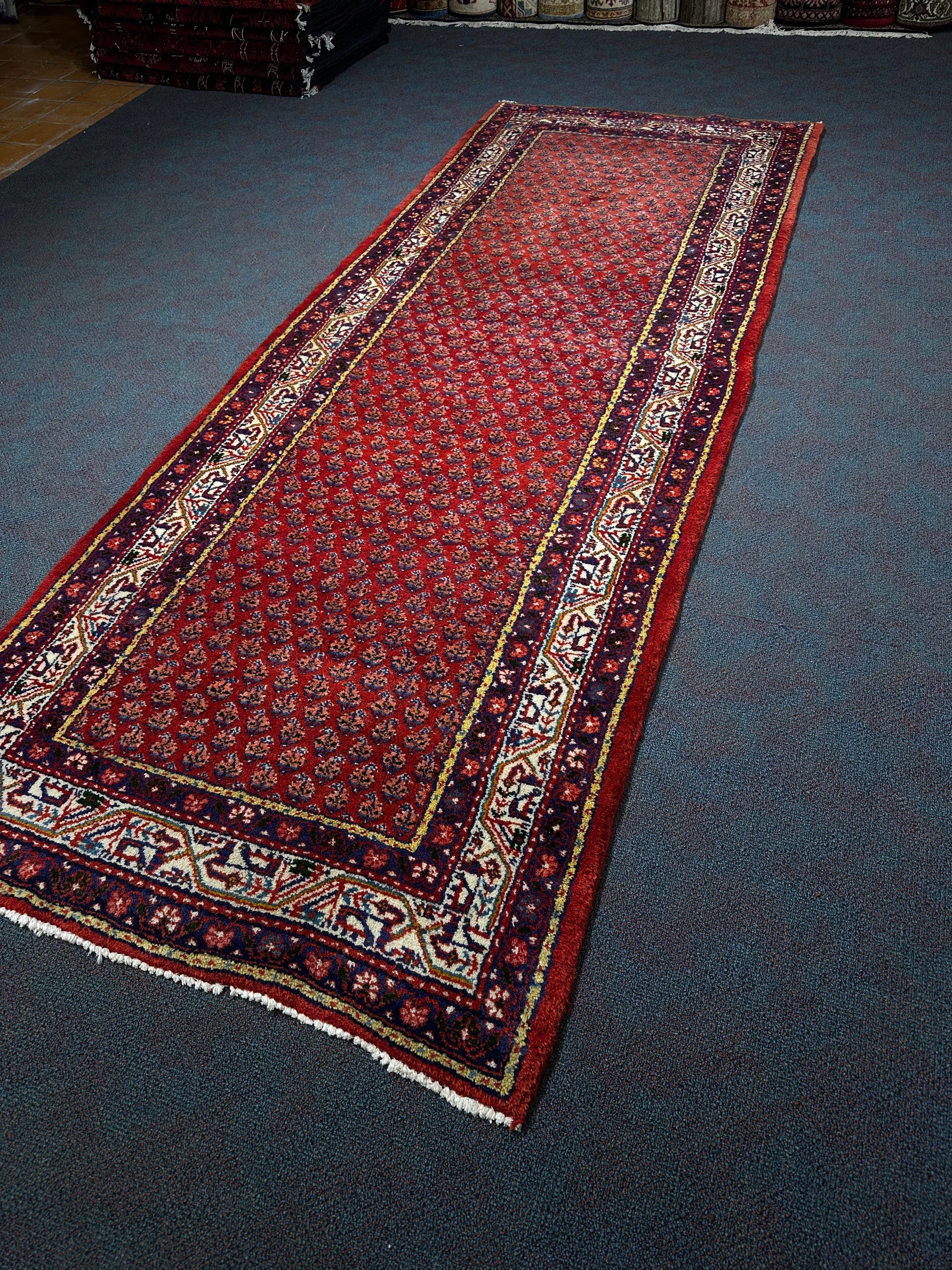 Sarouk Rug - 316 cm x 116 cm