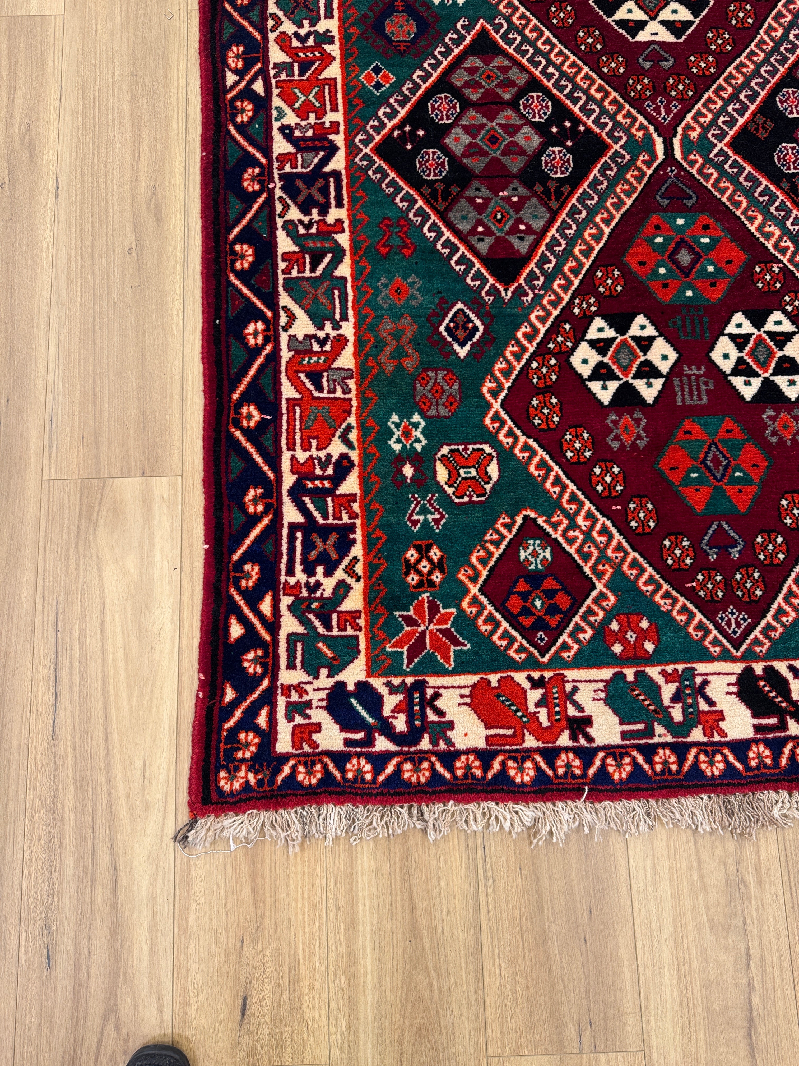 Luri Rug - 263 cm x 143 cm