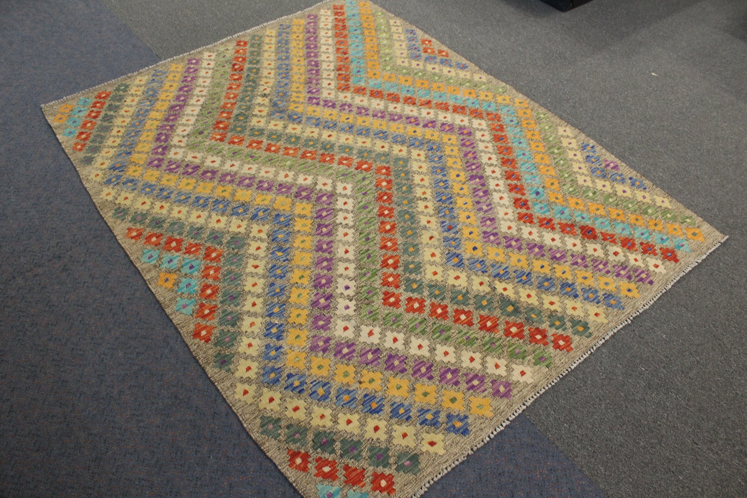 Chobi Kilim - 202 cm x 159 cm