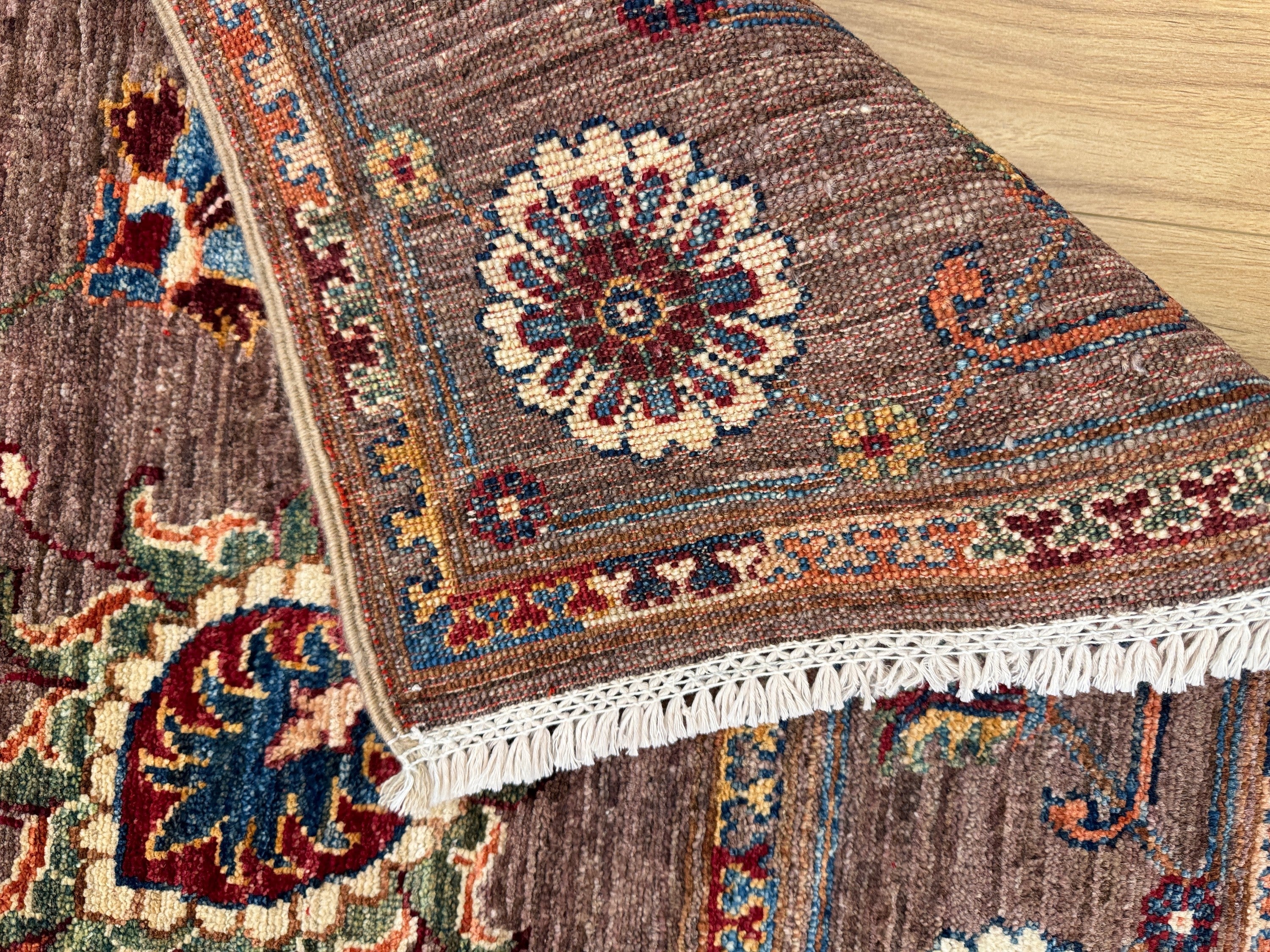 Sultani Rug - 260 cm x 170 cm