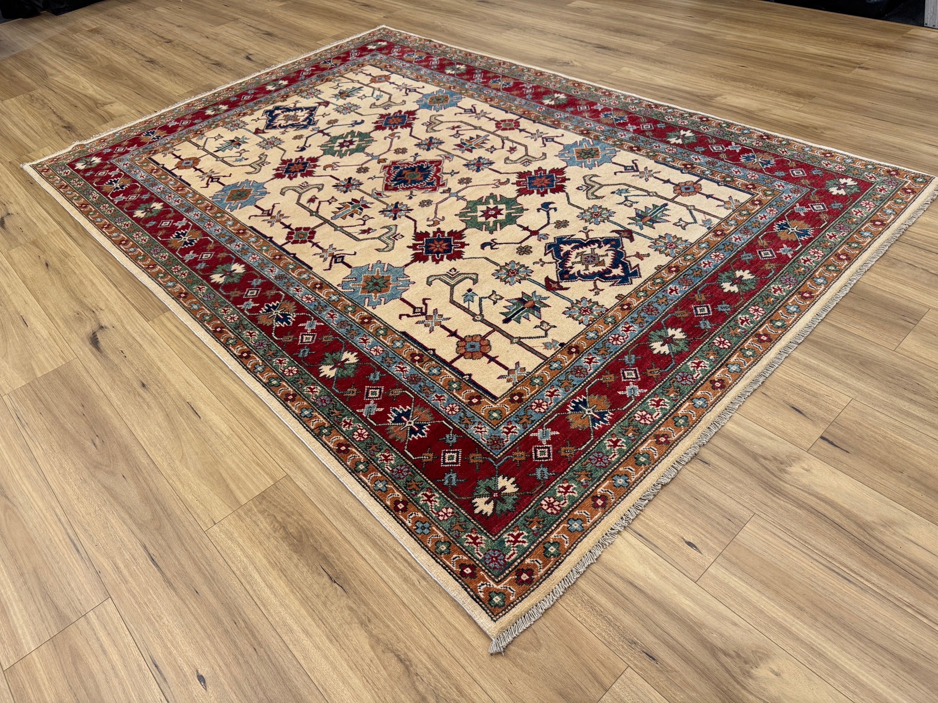 Kazak Rug - 272 cm x 186 cm