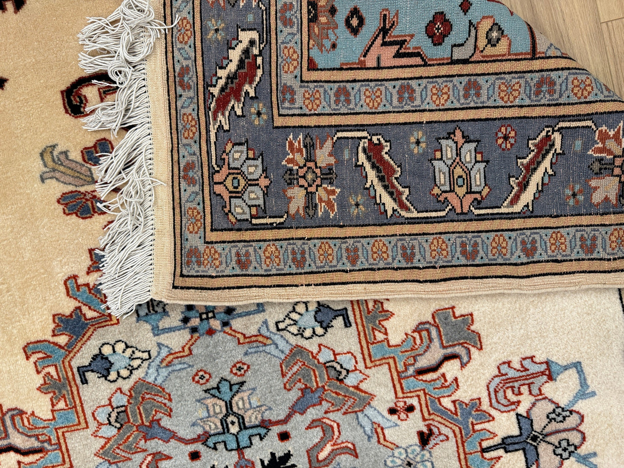 Heriz Rug - 206 cm x 136 cm