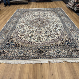 Nain Rug - 405 cm x 295 cm