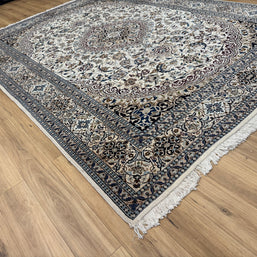 Nain Rug - 405 cm x 295 cm