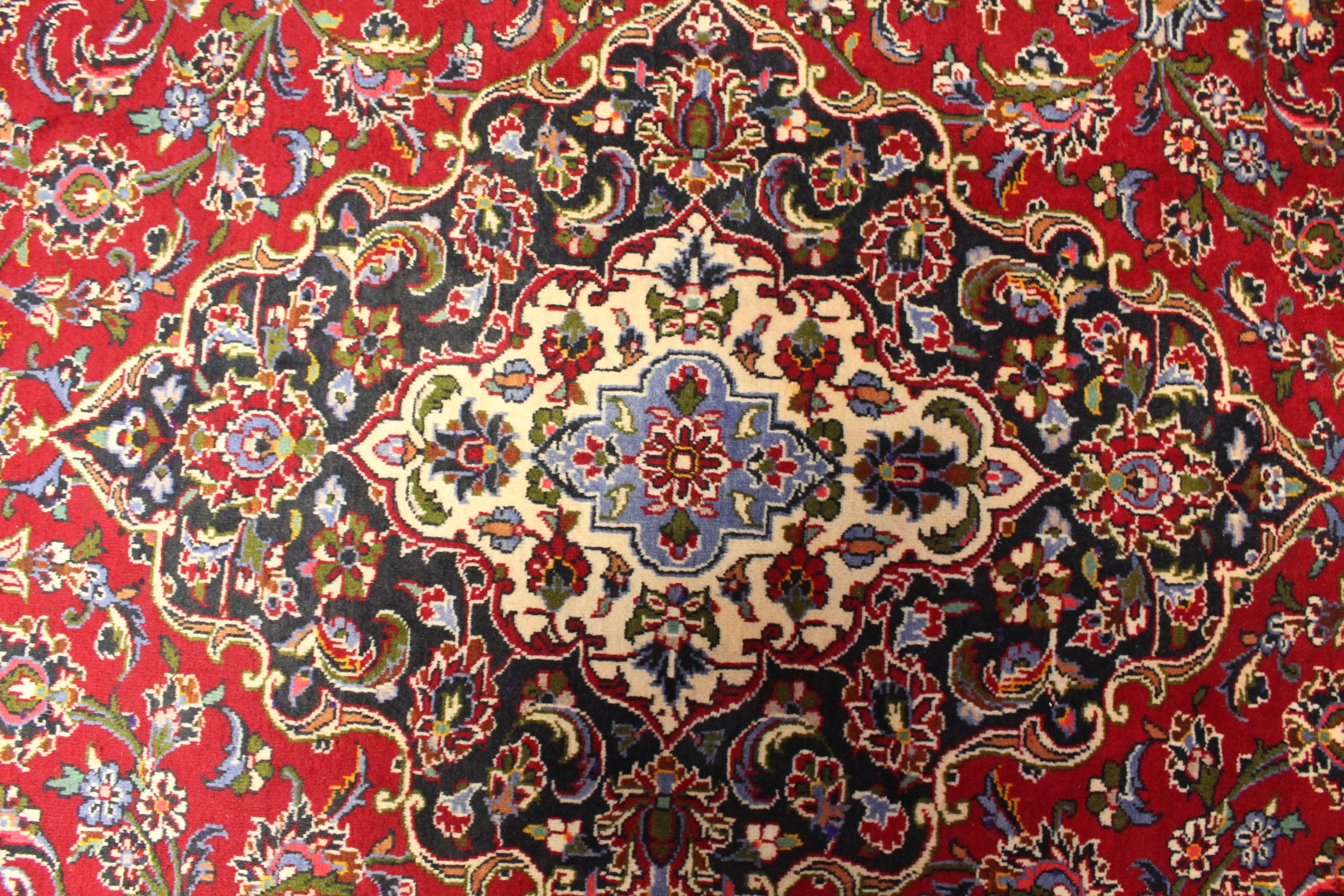 Kashmar Rug - 398 cm x 300 cm