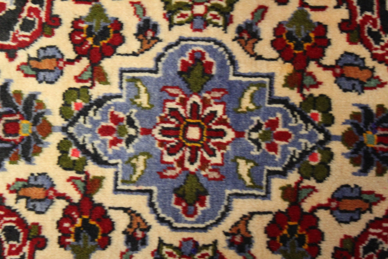 Kashmar Rug - 398 cm x 300 cm
