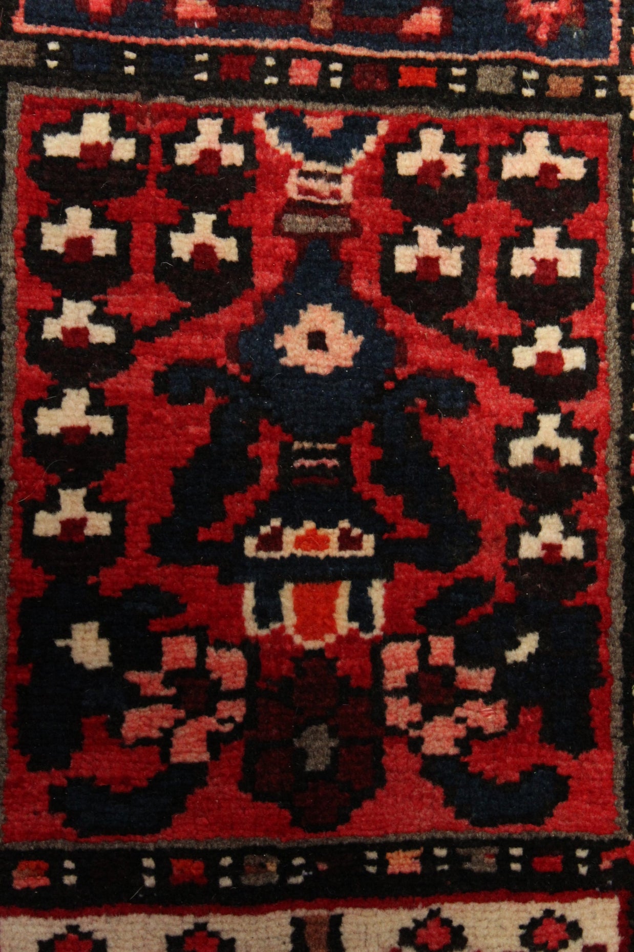 Bakhtiari Rug - 400 cm x 297 cm