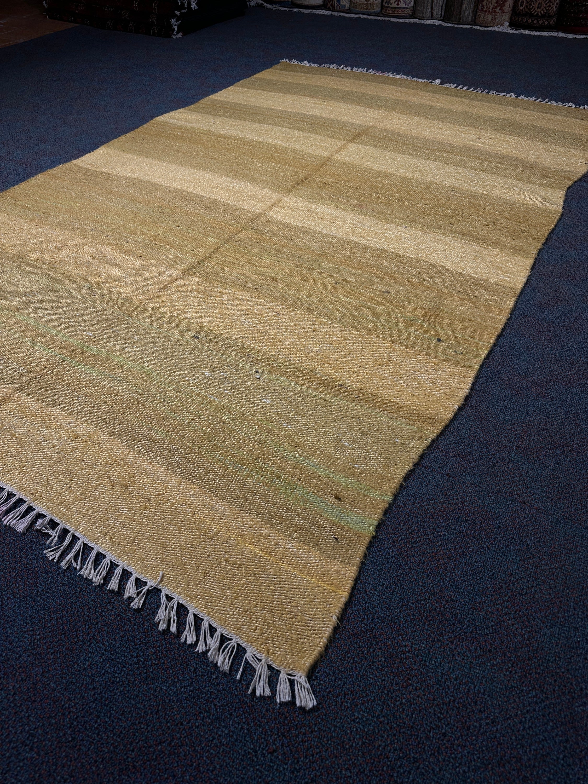 Indian Kilim Rug - 250 cm x 146 cm