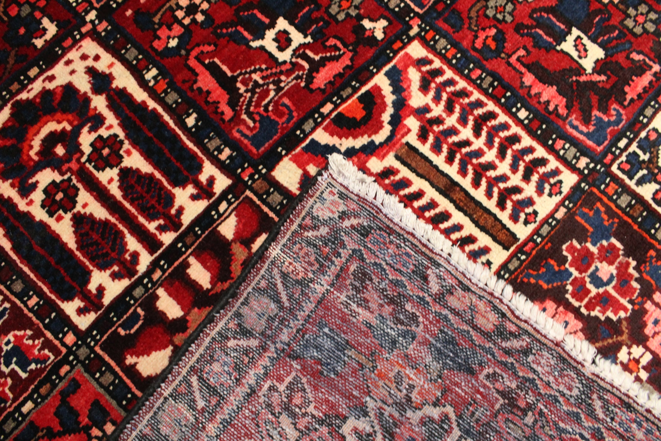 Bakhtiari Rug - 400 cm x 297 cm