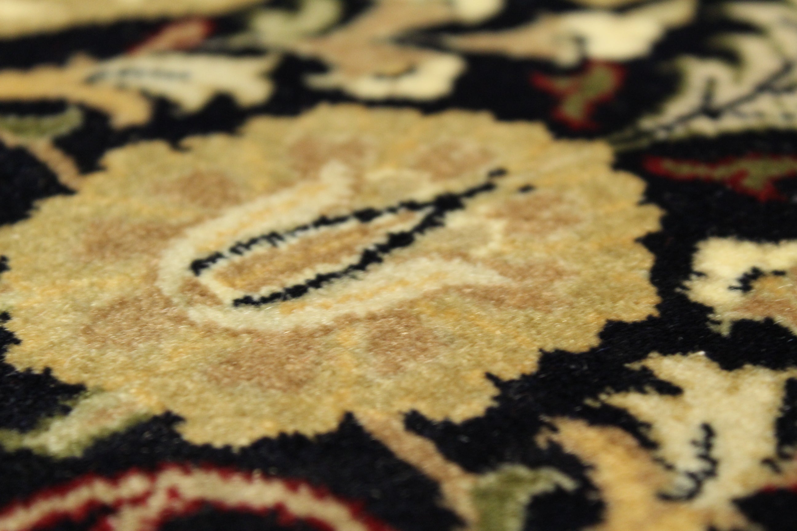 Kashmiri Rug - 358 cm x 268 cm