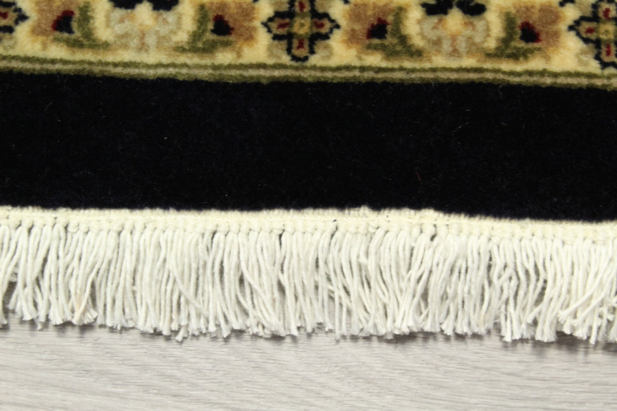 Kashmiri Rug - 358 cm x 268 cm