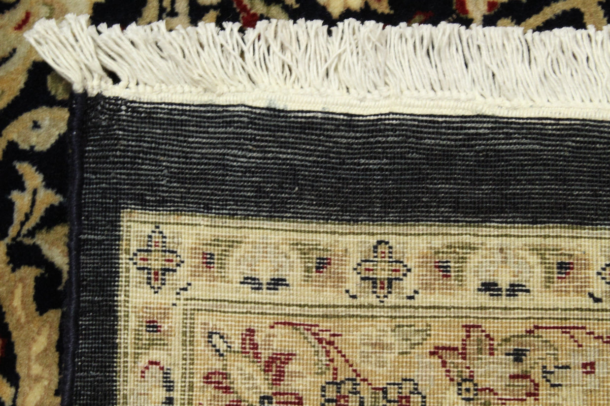 Kashmiri Rug - 358 cm x 268 cm