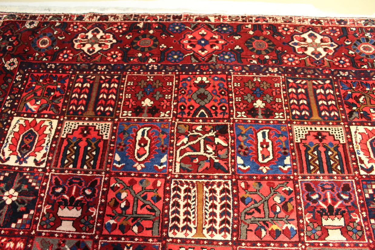 Bakhtiari Rug - 390 cm x 310 cm