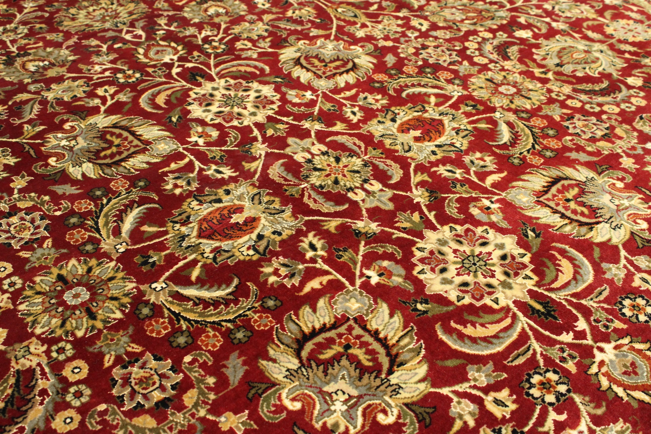 Kashmiri Rug - 352 cm x 278 cm