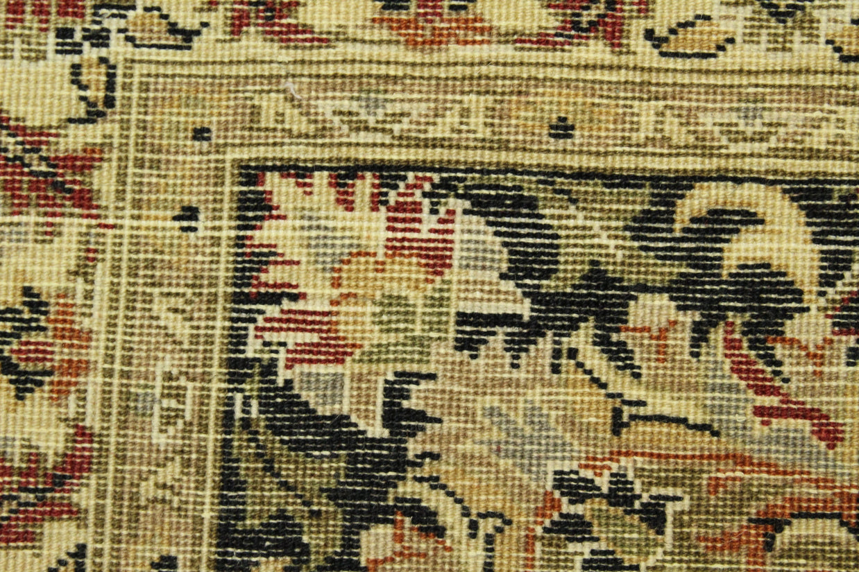 Kashmiri Rug - 352 cm x 278 cm
