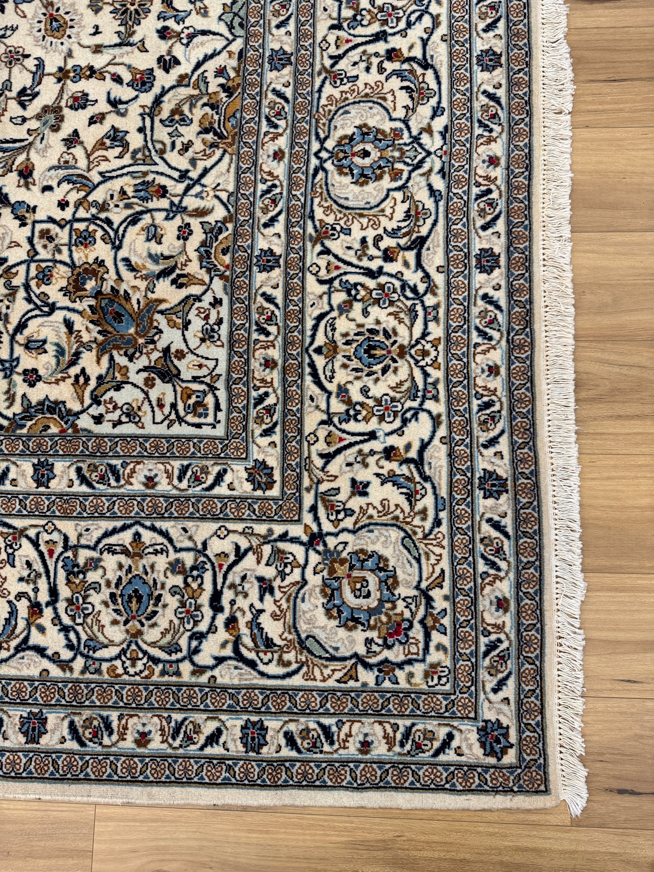 Kashan Rug - 405 cm x 300 cm