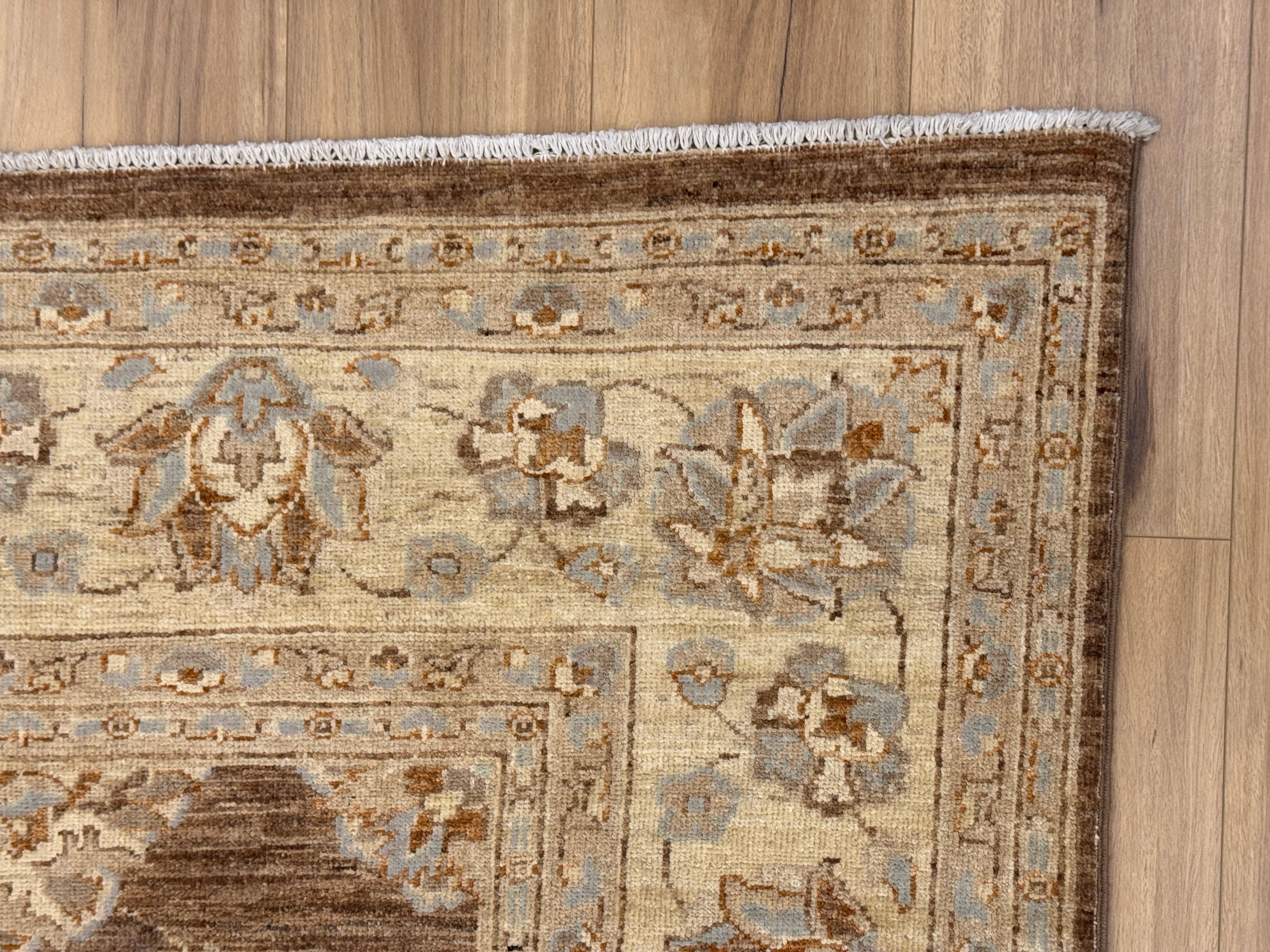 Chobi Rug - 295 cm x 241 cm