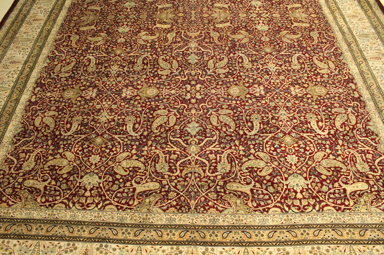 Kashmiri Rug - 428 cm x 307 cm