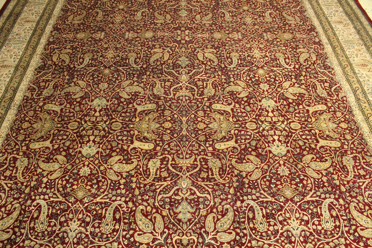 Kashmiri Rug - 428 cm x 307 cm