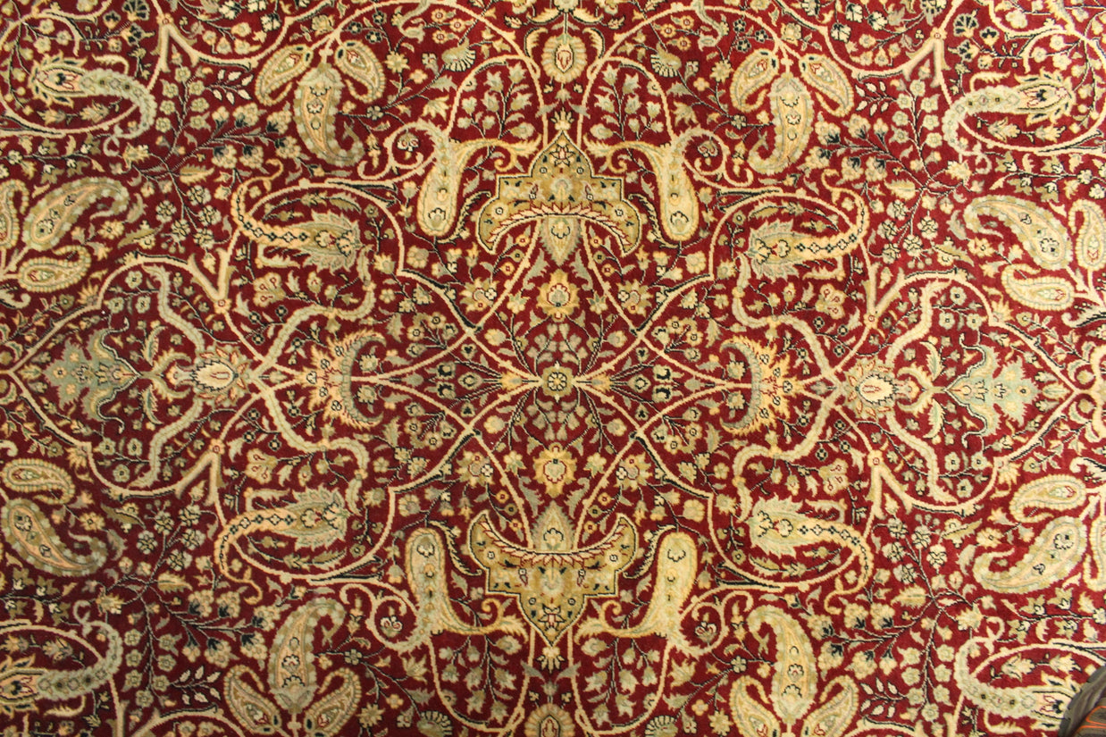 Kashmiri Rug - 428 cm x 307 cm