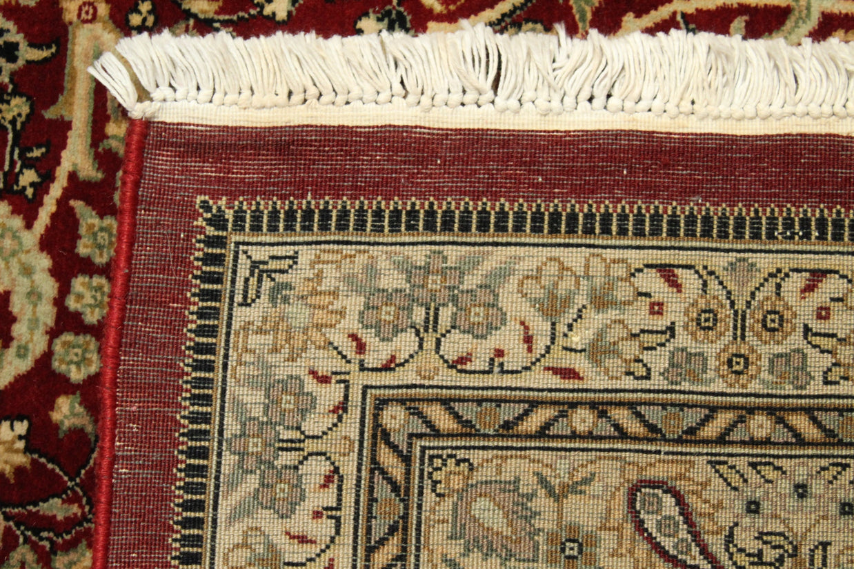 Kashmiri Rug - 428 cm x 307 cm