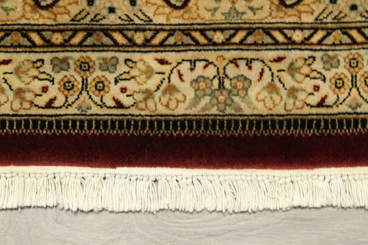 Kashmiri Rug - 428 cm x 307 cm
