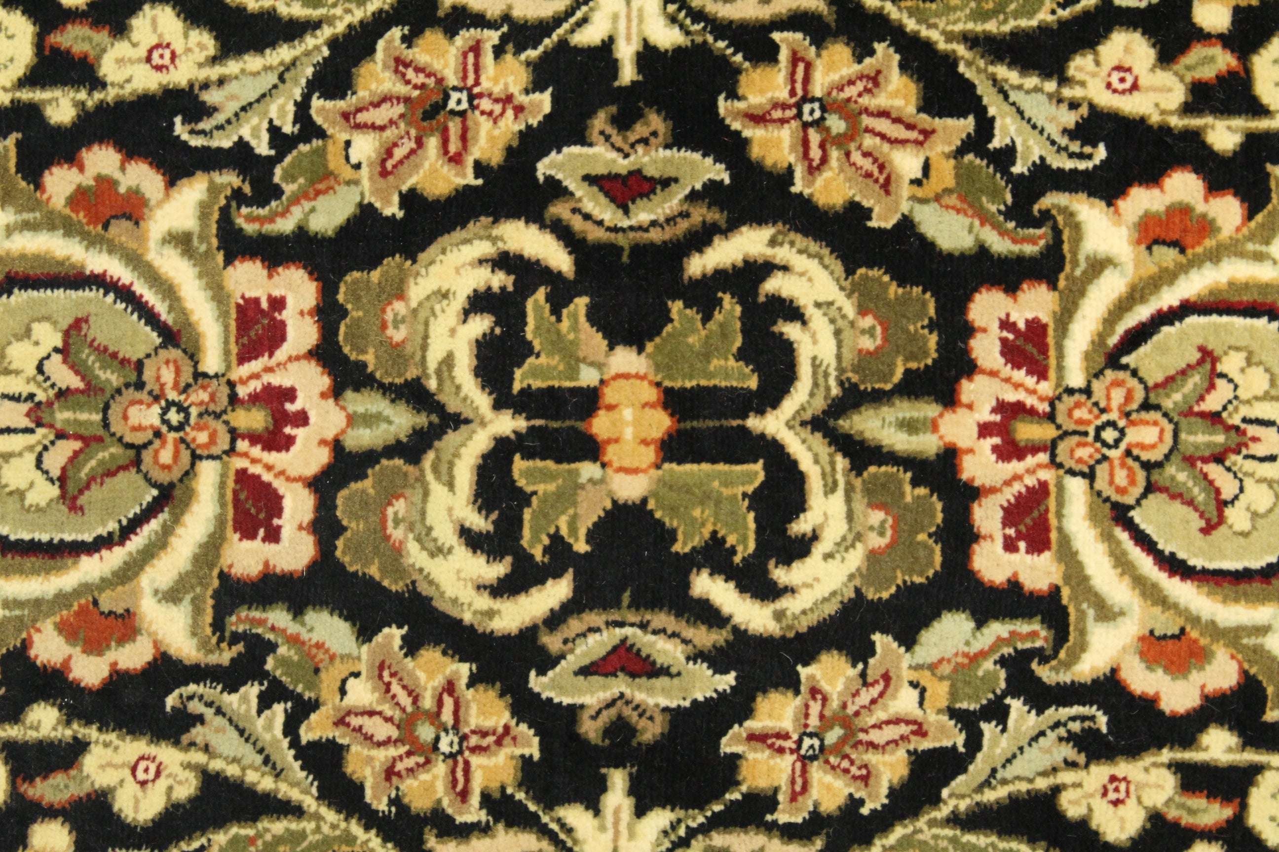 Kashmiri Rug - 370 cm x 278 cm