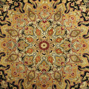 Kashmiri Rug - 379 cm x 272 cm