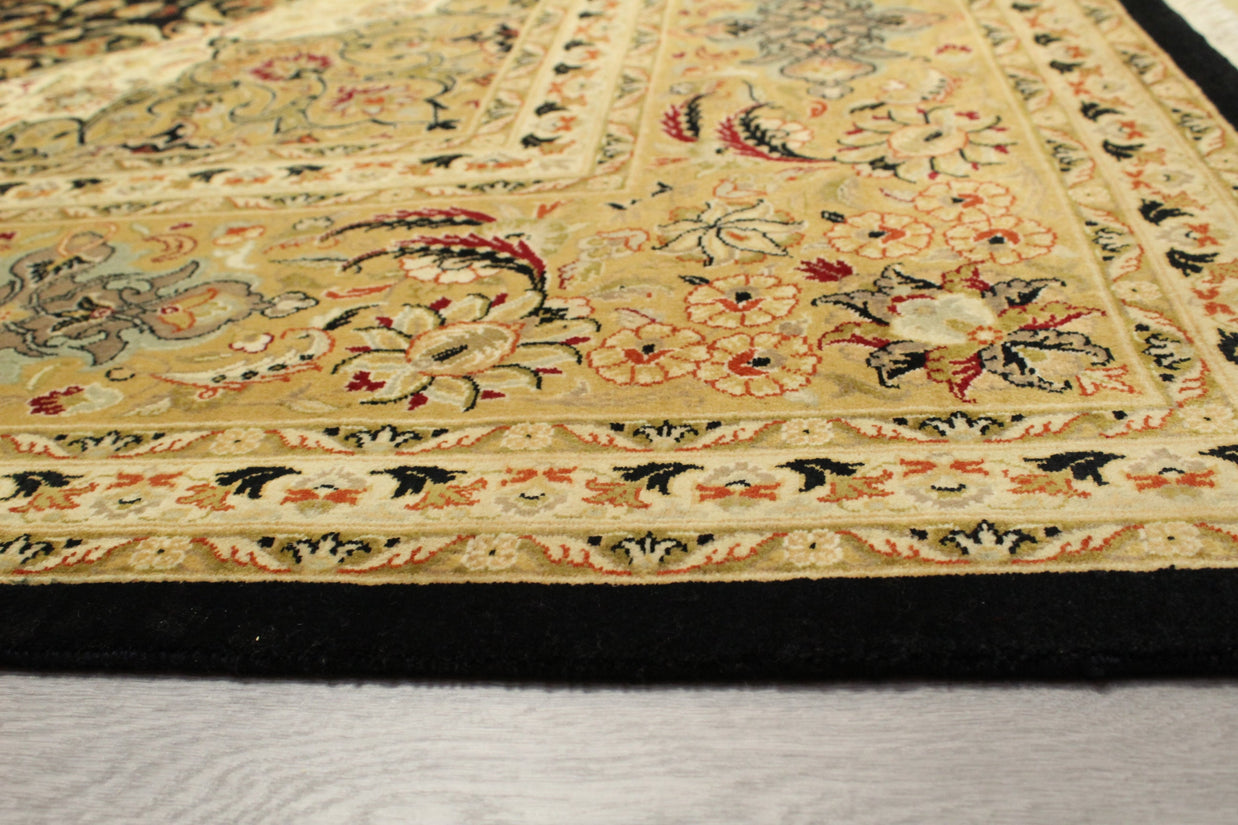 Kashmiri Rug - 379 cm x 272 cm
